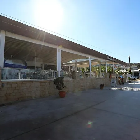 Niriides Beach